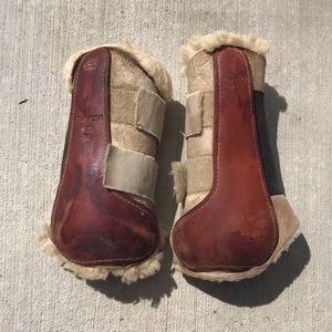 small pony boots